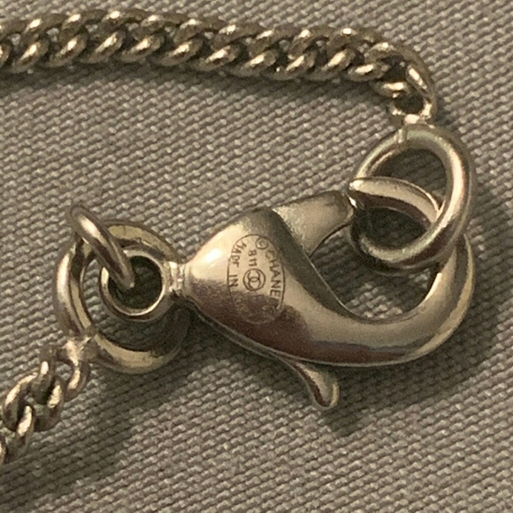 Authentic chanel black silver pearl drop necklace - Picture 3 of 4